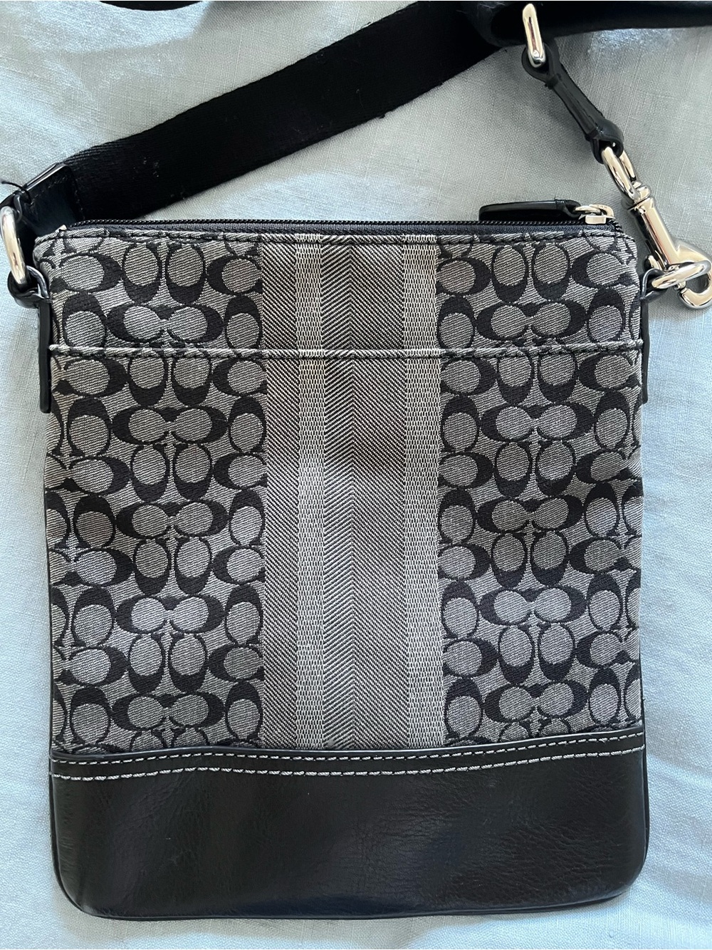 Vintage Coach Legacy Black and Gray Signature Messenger Crossbody